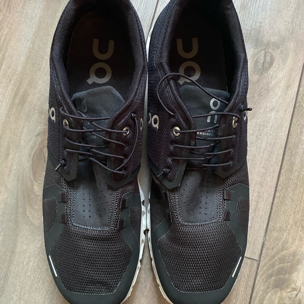 On Running Men's Black Athletic Shoes size 13